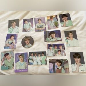 BTS K-Pop Idol Photocard Set and Pin (includes 14 Pc’s and 1 Jimin Pin)